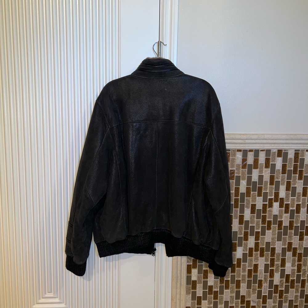 Authentic Men’s Victoria Jacket - Picture 2 of 5